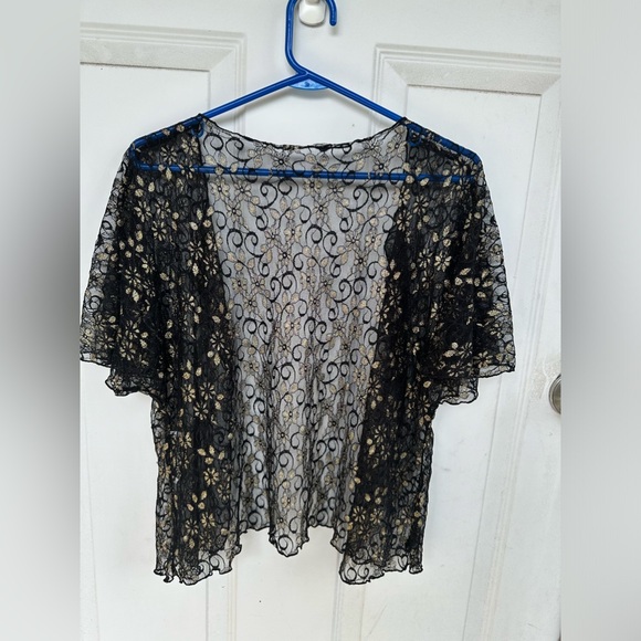 Crowning touch  dressy Laced cover up, Women's Fashion. Vintage - Picture 1 of 9